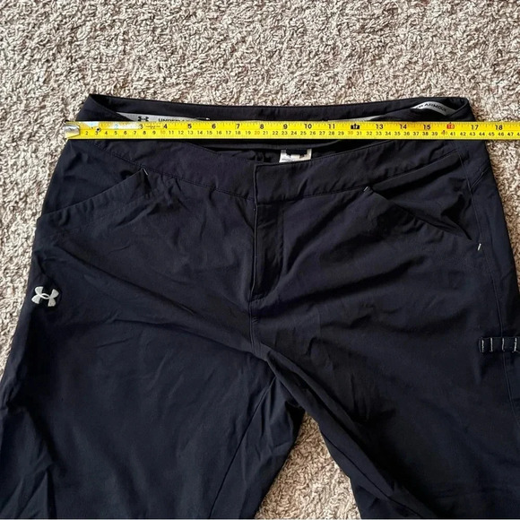 Women’s Under Armour Performance Capri Pants Black Size 12 - Picture 4 of 4
